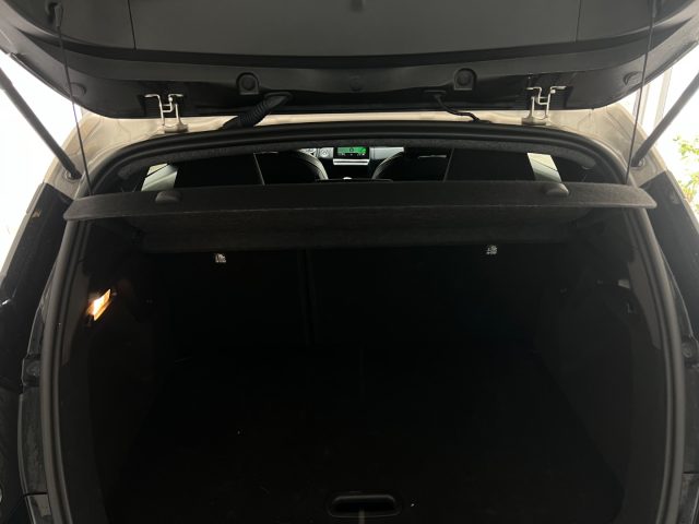 RENAULT Captur usata, con Sistema di navigazione