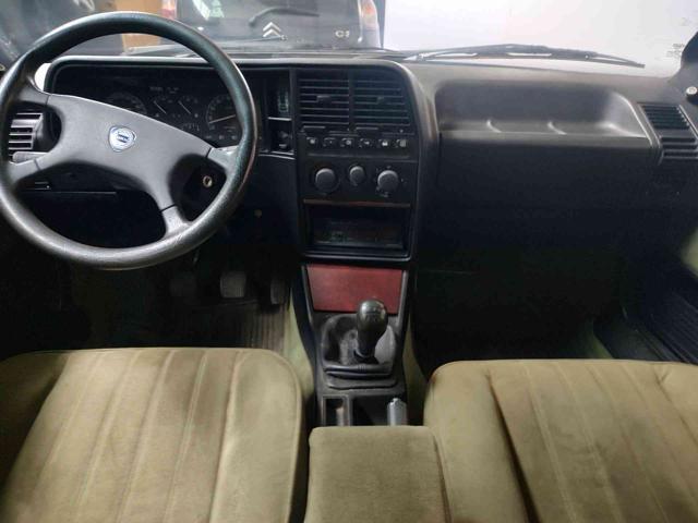 LANCIA Thema usata 7