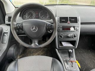 MERCEDES-BENZ A 180 usata, con Climatizzatore