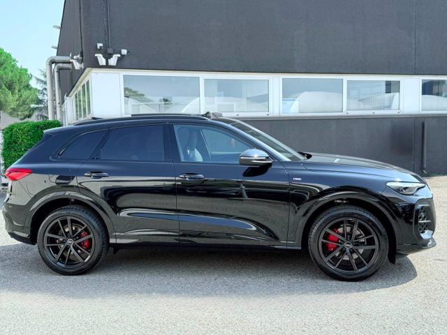 AUDI Q5 usata, con Alzacristalli elettrici