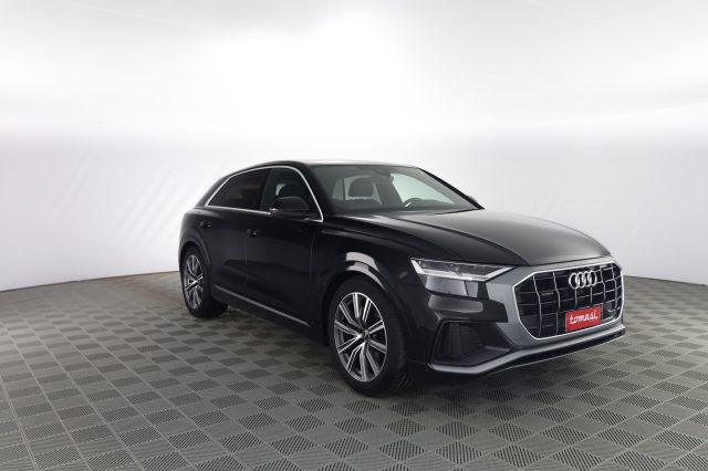AUDI Q8 usata 1