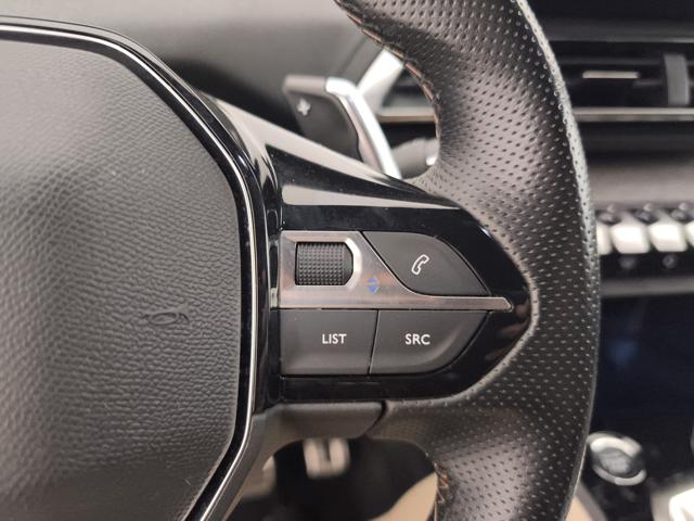PEUGEOT 3008 usata, con USB