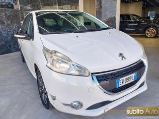 PEUGEOT 208 usata, con Airbag Passeggero