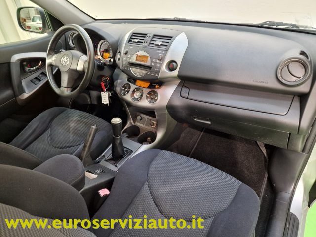 TOYOTA RAV 4 usata 38