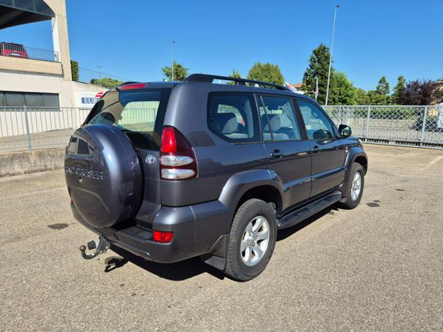 TOYOTA Land Cruiser usata, con Boardcomputer