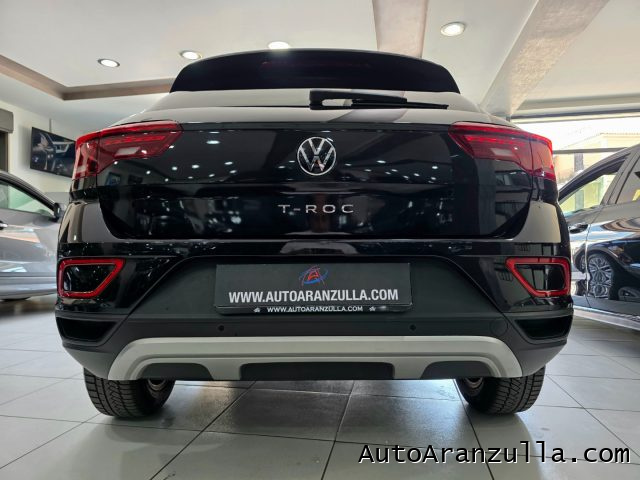 VOLKSWAGEN T-Roc usata, con Autoradio digitale