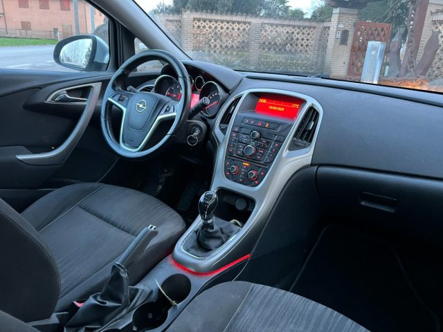 OPEL Astra usata, con Controllo trazione