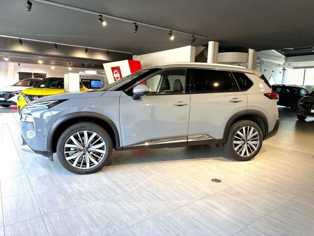 NISSAN X-Trail usata, con Airbag