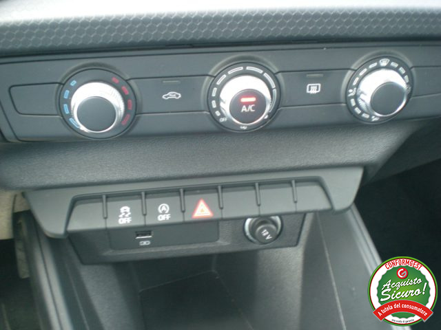 AUDI A1 usata, con Autoradio digitale