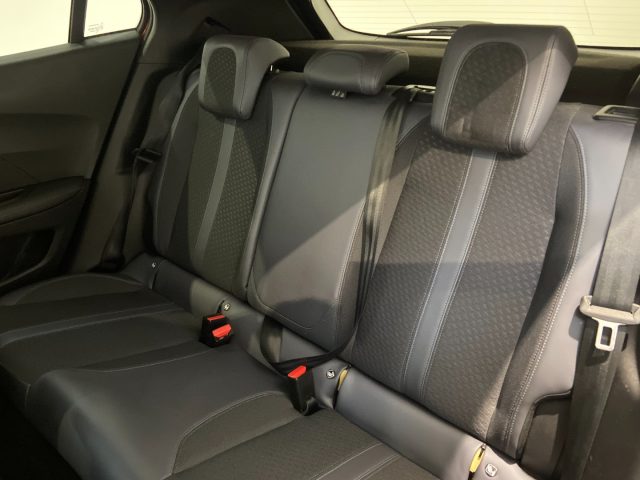 PEUGEOT 2008 usata, con Cruise Control