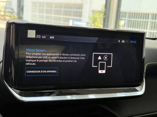 PEUGEOT 2008 usata, con Luci diurne