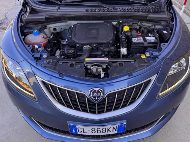 LANCIA Ypsilon usata, con MP3