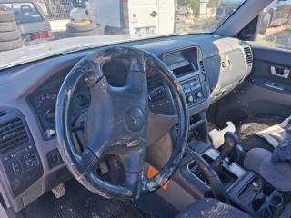 MITSUBISHI Pajero usata, con Sedile posteriore sdoppiato