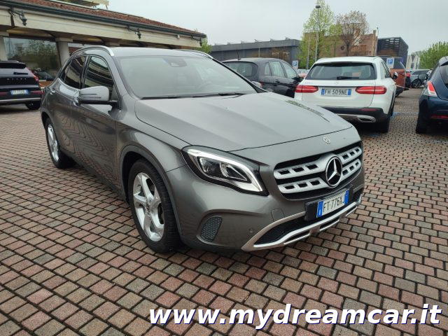 MERCEDES-BENZ GLA 220 usata, con Cerchi in lega