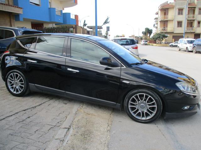 LANCIA Delta usata, con Airbag laterali