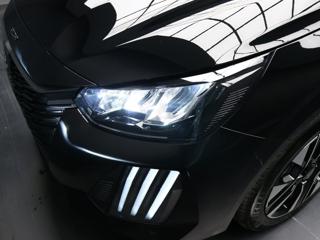 PEUGEOT 208 usata, con Controllo automatico clima