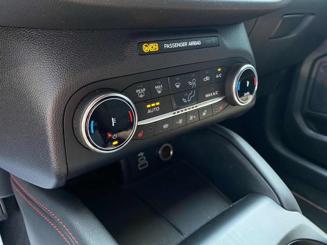 FORD Kuga usata, con Touch screen