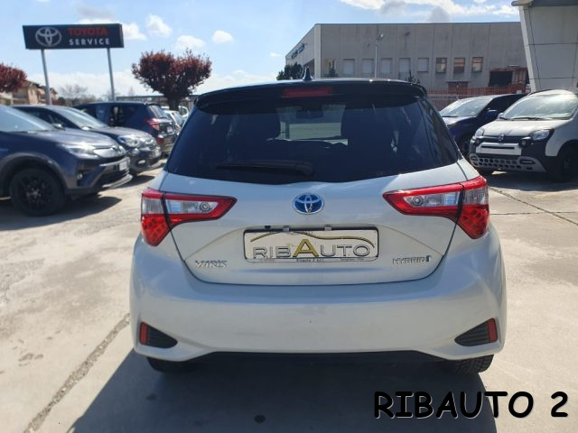 TOYOTA Yaris usata, con Controllo automatico clima