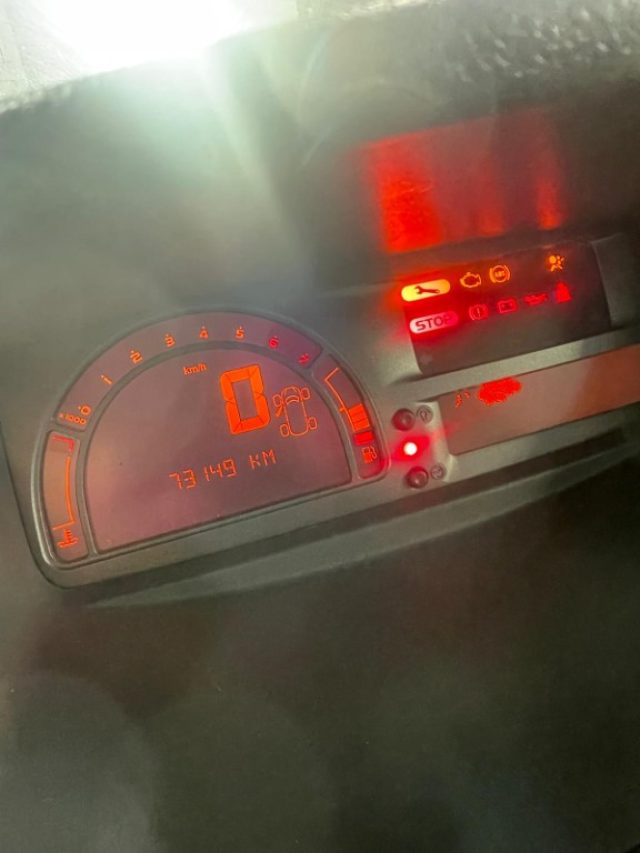 RENAULT Modus usata, con Lettore CD