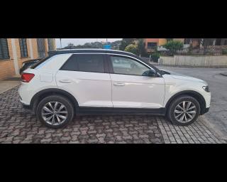 VOLKSWAGEN T-Roc usata, con Airbag
