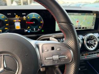 MERCEDES-BENZ GLA 180 usata, con Cronologia tagliandi