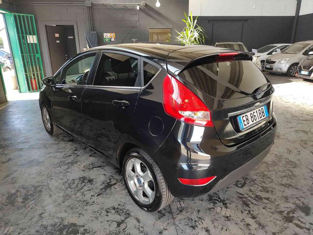 FORD Fiesta usata, con Airbag laterali