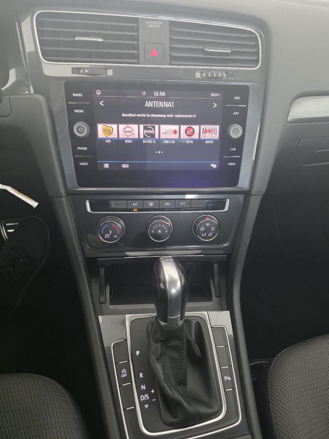 VOLKSWAGEN Golf usata, con Autoradio