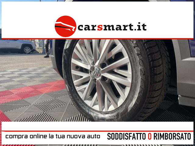 VOLKSWAGEN T-Roc usata, con Sedile posteriore sdoppiato