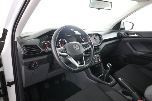 VOLKSWAGEN T-Cross usata 1