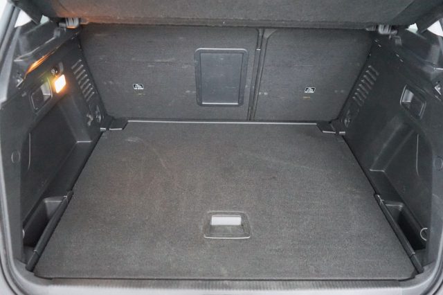 PEUGEOT 3008 usata, con Apple CarPlay