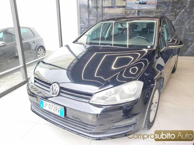 VOLKSWAGEN Golf usata, con Airbag
