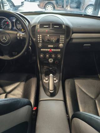 MERCEDES-BENZ SLK 200 usata, con Cruise Control