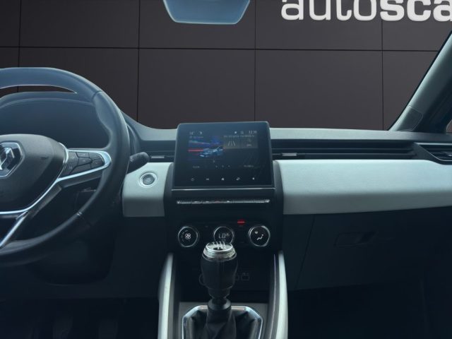 RENAULT Clio usata, con Servosterzo