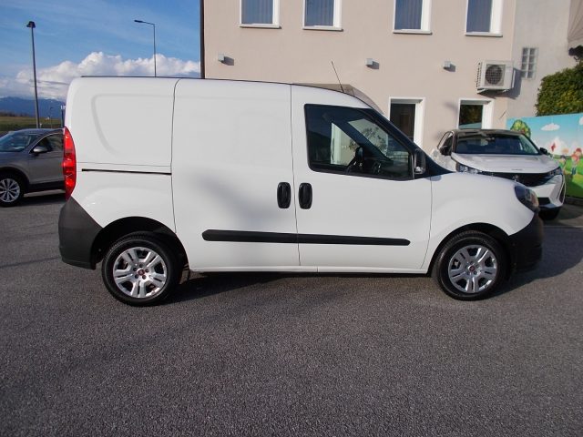 FIAT Doblo usata, con Alzacristalli elettrici