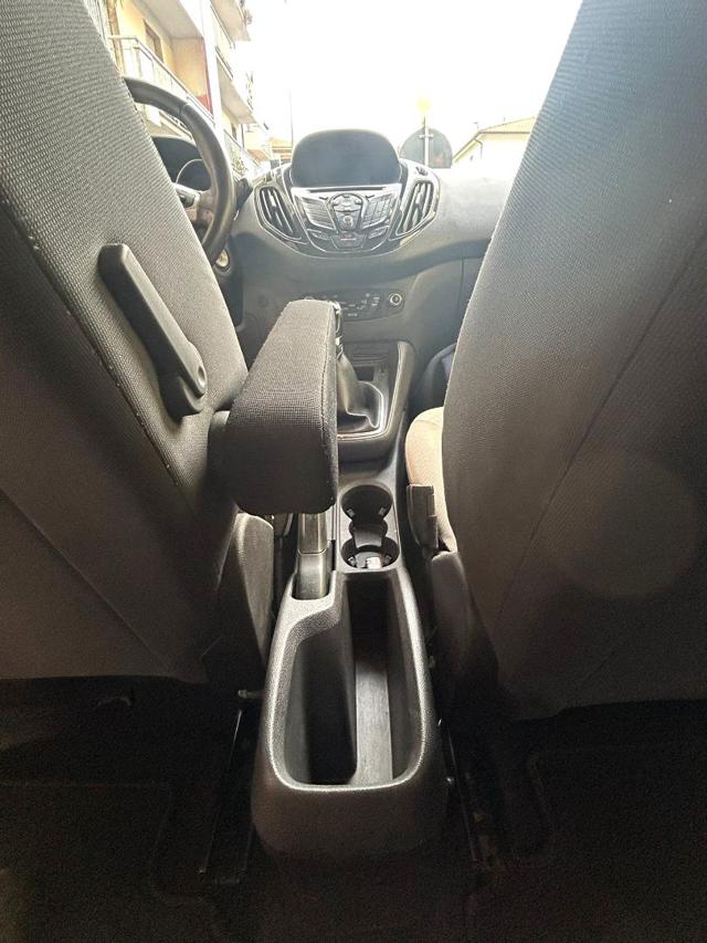 FORD Tourneo Courier usata, con Fendinebbia