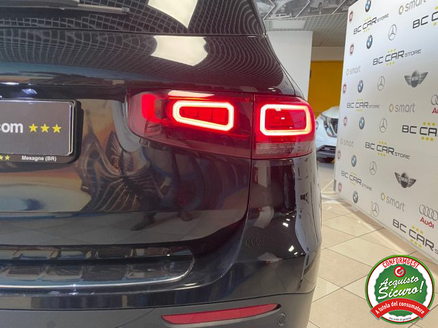 MERCEDES-BENZ GLB 200 usata, con Specchietti laterali elettrici