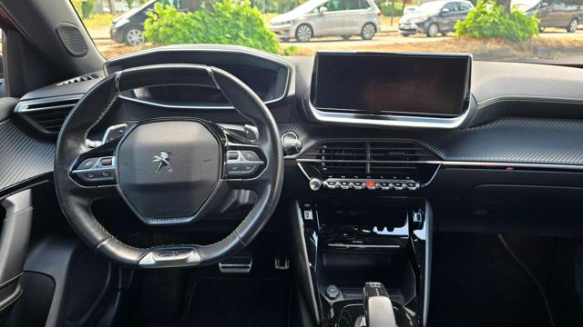 PEUGEOT 2008 usata, con Interni in pelle
