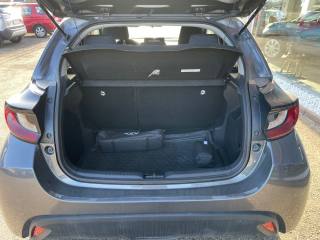 TOYOTA Yaris usata, con Servosterzo