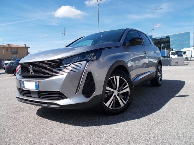 PEUGEOT 3008 usata, con Airbag