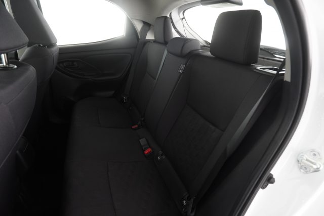 TOYOTA Yaris usata 3