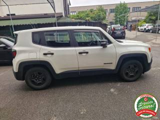 JEEP Renegade usata, con USB