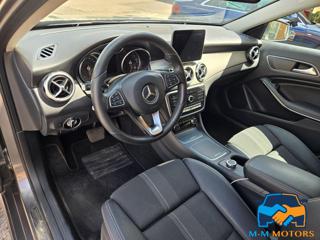 MERCEDES-BENZ GLA 180 usata 25