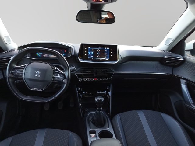 PEUGEOT 2008 usata, con Autoradio digitale