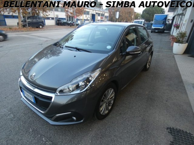 PEUGEOT 208 usata, con Airbag laterali