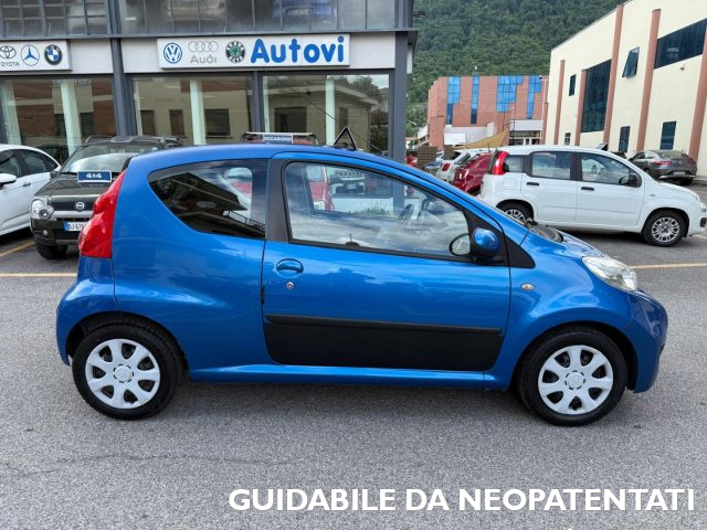 PEUGEOT 107 usata, con Autoradio