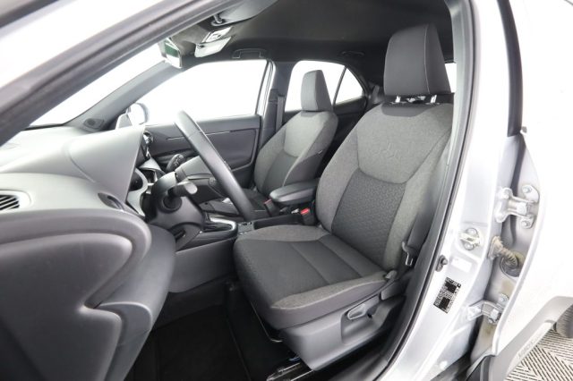 TOYOTA Yaris Cross usata 2