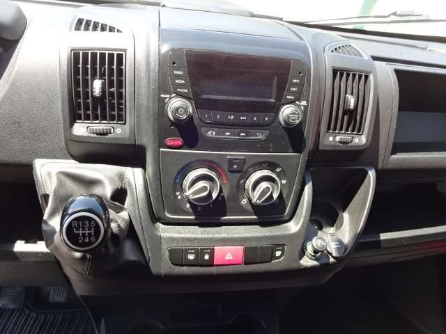 PEUGEOT Boxer usata, con Lettore CD