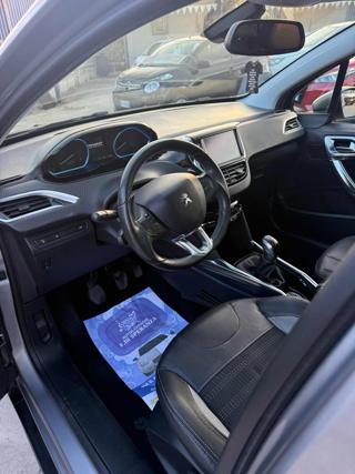 PEUGEOT 2008 usata, con Cruise Control