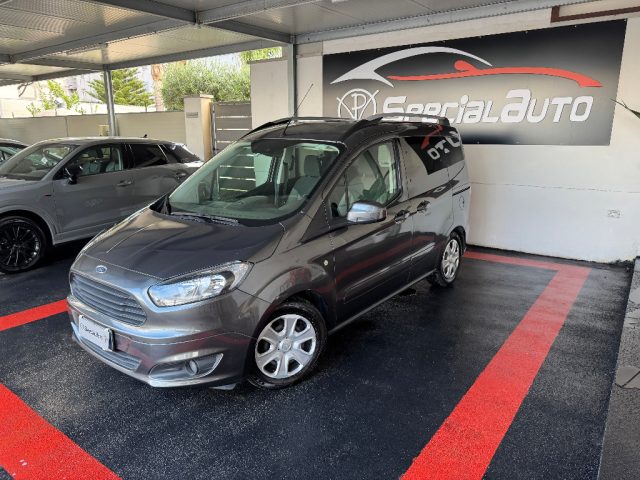 FORD Tourneo Courier usata, con Bracciolo