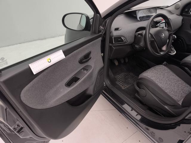 LANCIA Ypsilon usata 52